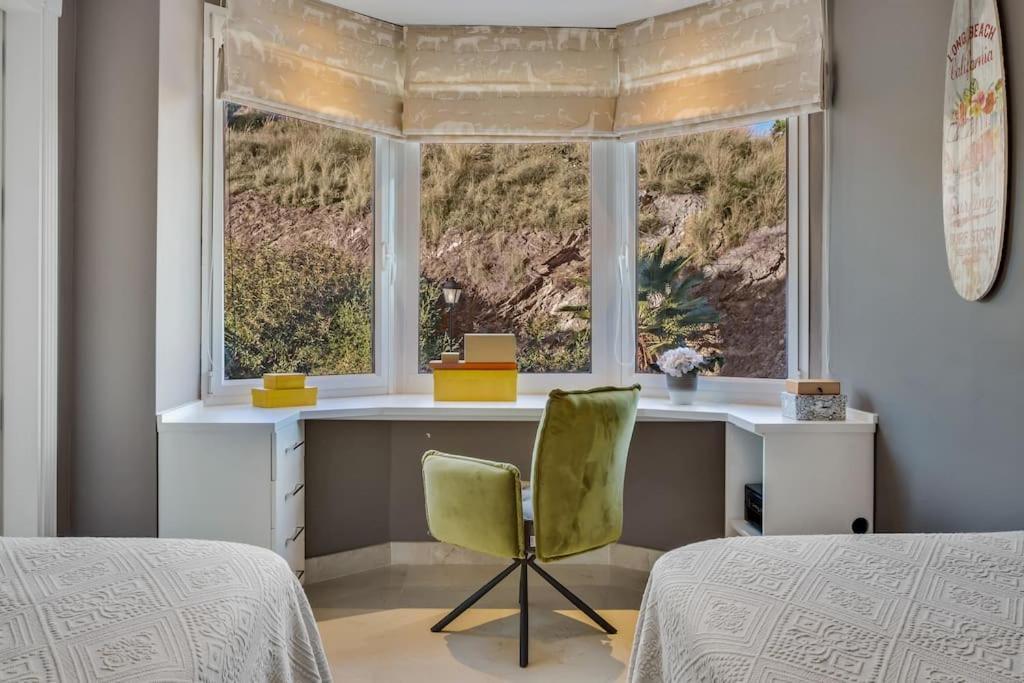 Apartment Elegant 3 Bed With Sea View In Nueva Andalucia *