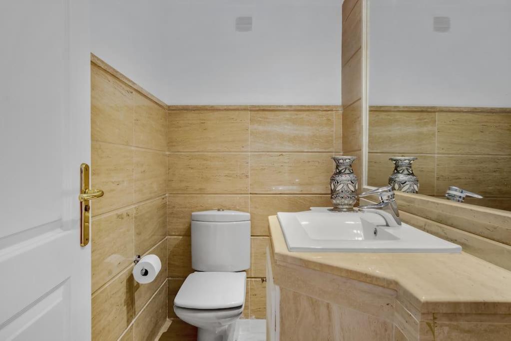 Apartment Elegant 3 Bed With Sea View In Nueva Andalucia *